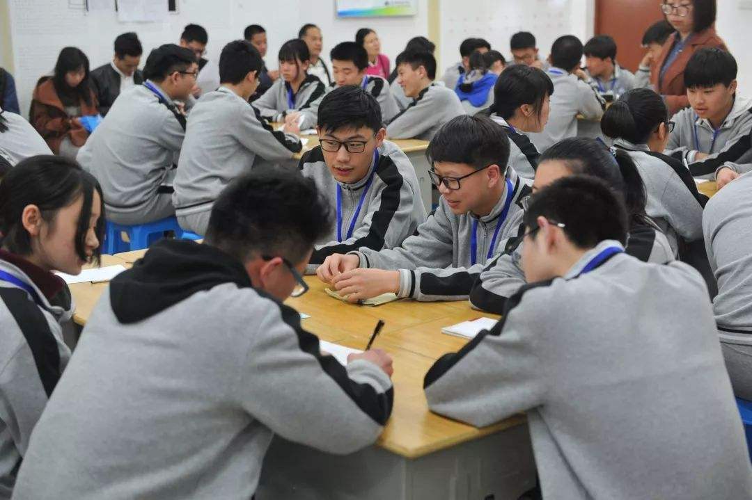 攀宇科技丨每盏灯都指引方向 ，每个选择都值得期待(图2)