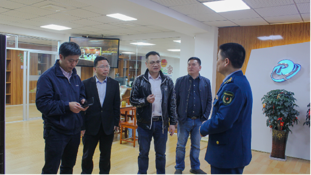 攀家学院 | 安溪县委常委、武装部长赵超群莅临福建攀宇科技人才培养基地视察指导工作(图1)