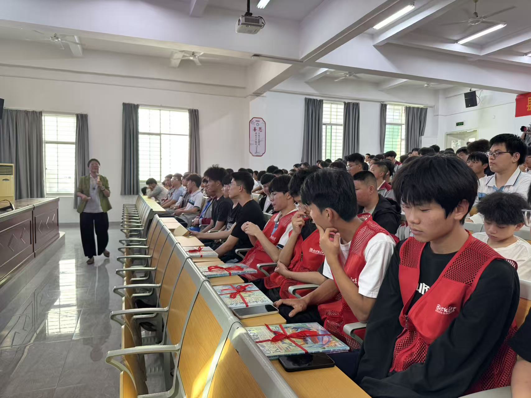 《知识就是力量》｜“领读者沐光计划”走进福建省安溪茶业职业技术学校(图11)