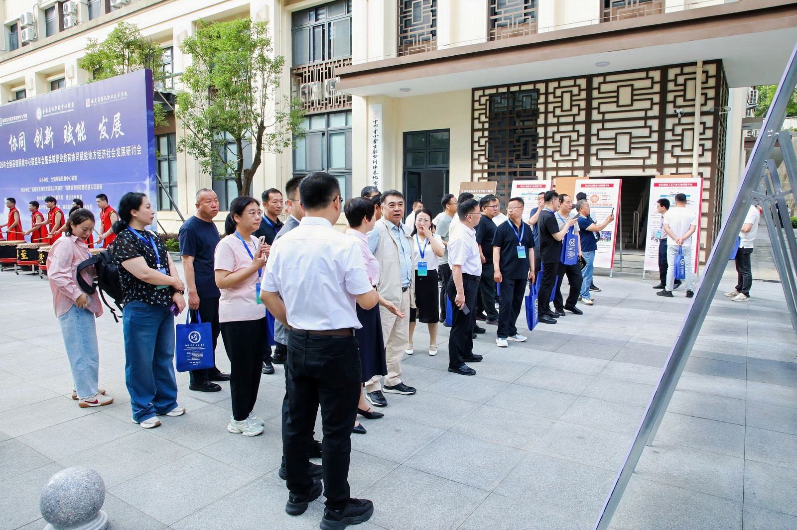 聚焦县域职教，深化产教融合｜全国职教联盟年会嘉宾莅临我司考察调研校企合作成果(图8)